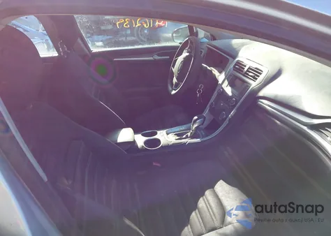 2013 Ford Fusion Se z USA, uszkodzony, nr VIN 3FA6P0H7XDR152340